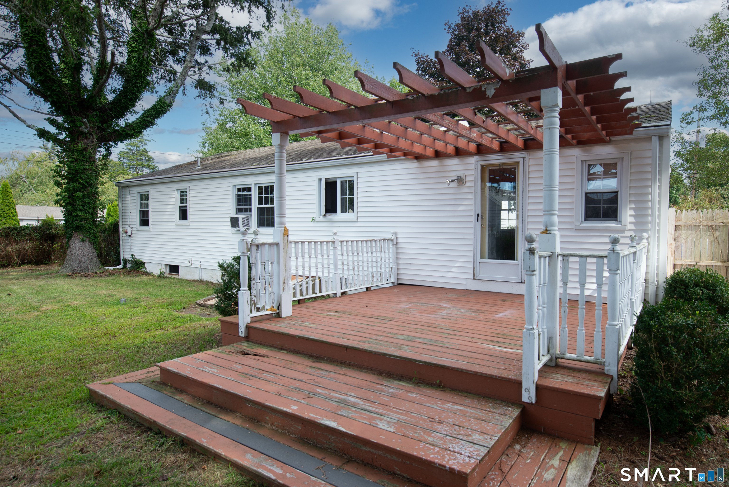 47 Maple Avenue Old Saybrook CT 06475