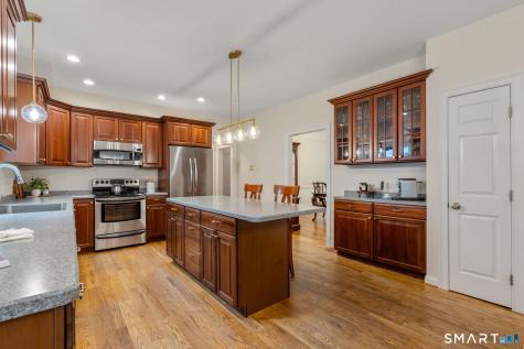37 Hawks Landing Hebron CT 06231