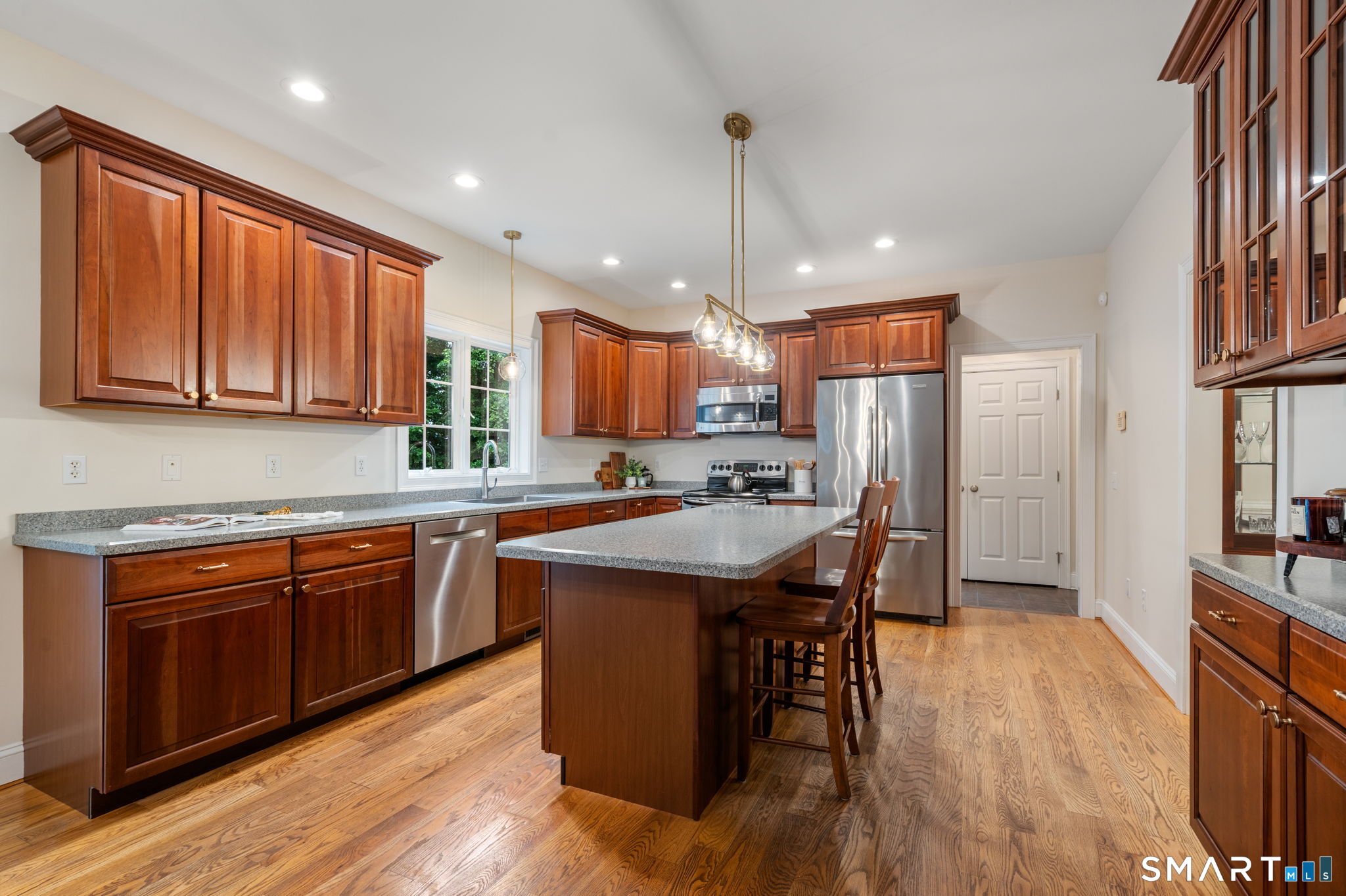 37 Hawks Landing Hebron CT 06231