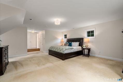 37 Hawks Landing Hebron CT 06231