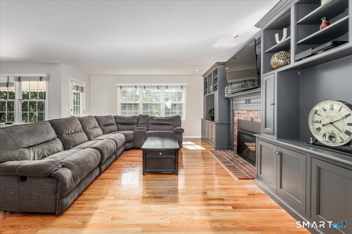 23 Meredith Lane New Milford CT 06776