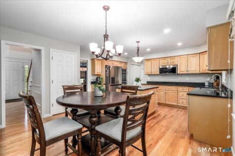 23 Meredith Lane New Milford CT 06776