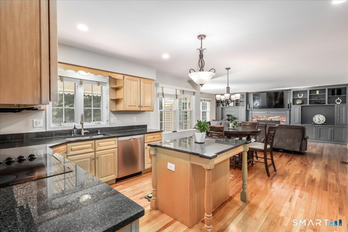 23 Meredith Lane New Milford CT 06776