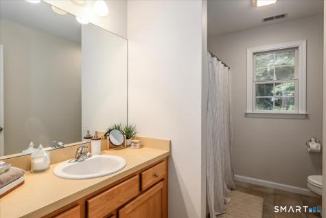23 Meredith Lane New Milford CT 06776