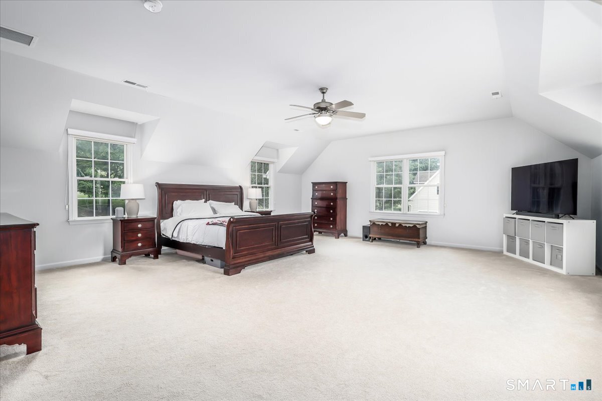 23 Meredith Lane New Milford CT 06776