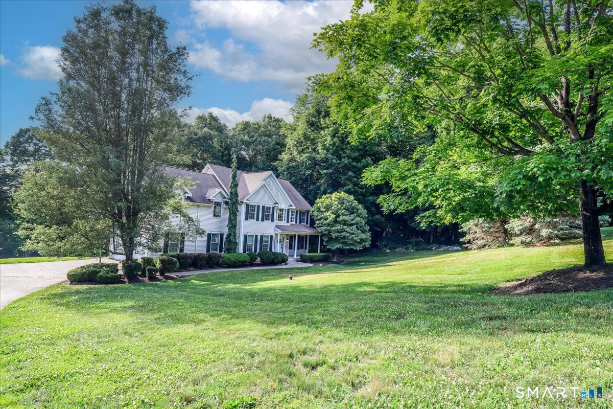23 Meredith Lane New Milford CT 06776