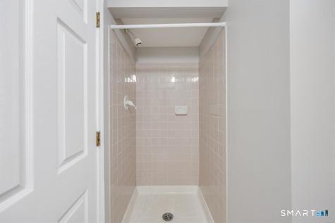 32 Kaynor Drive Waterbury CT 06708