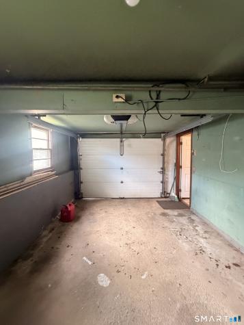 32 Kaynor Drive Waterbury CT 06708