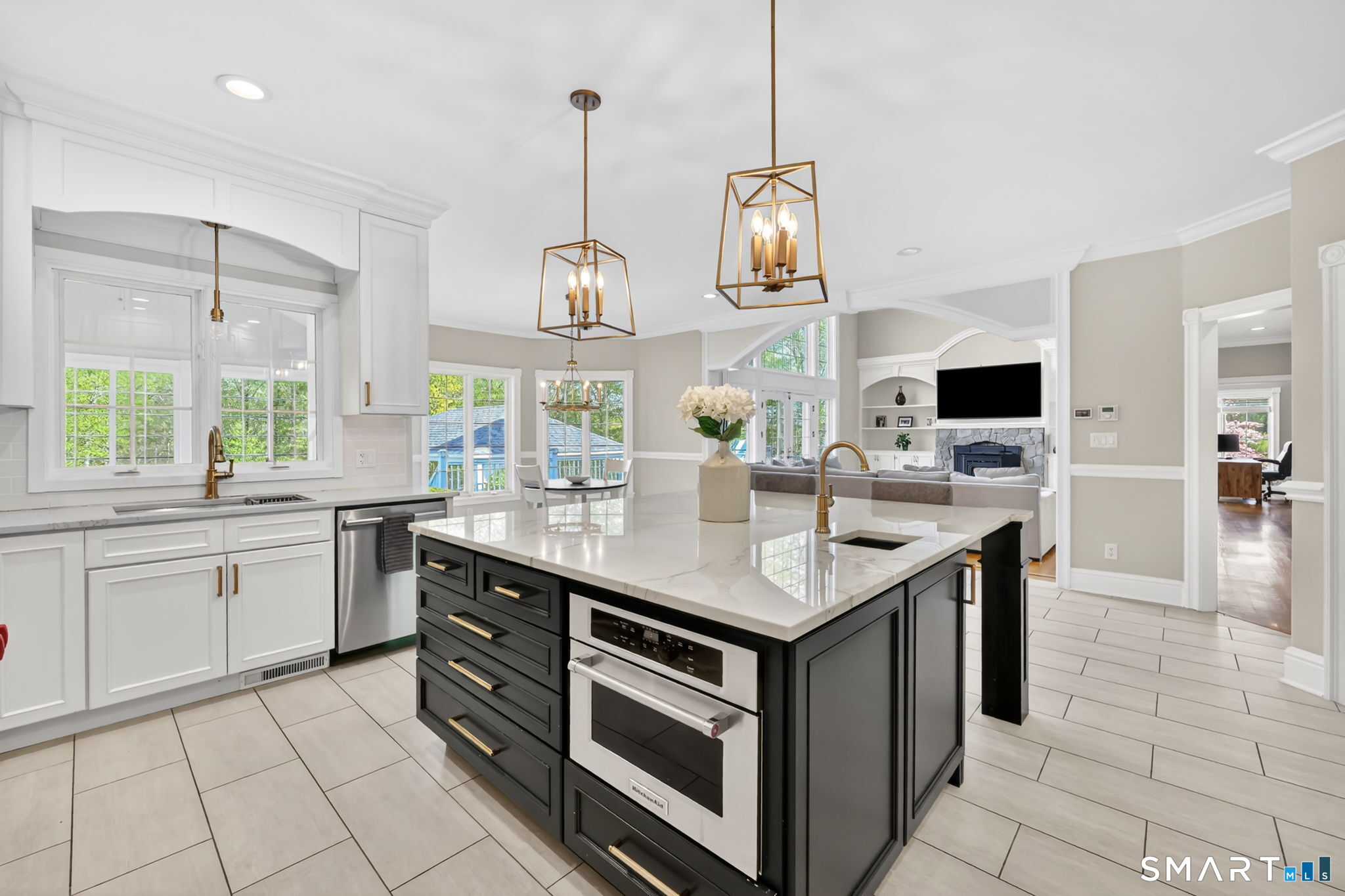 76 Mustang Drive Monroe CT 06468