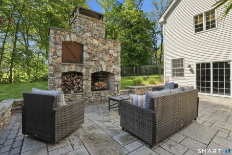 90 Baldwin Circle Southington CT 06489