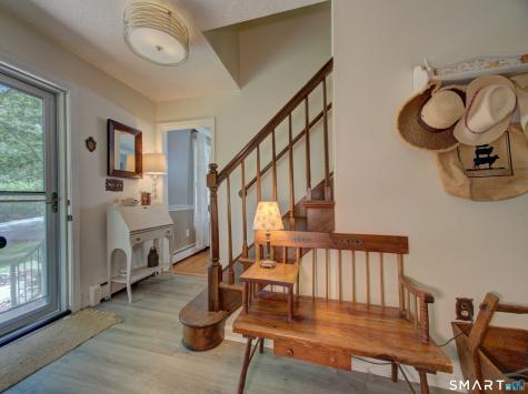 24 Queen Eleanor Drive Ledyard CT 06335