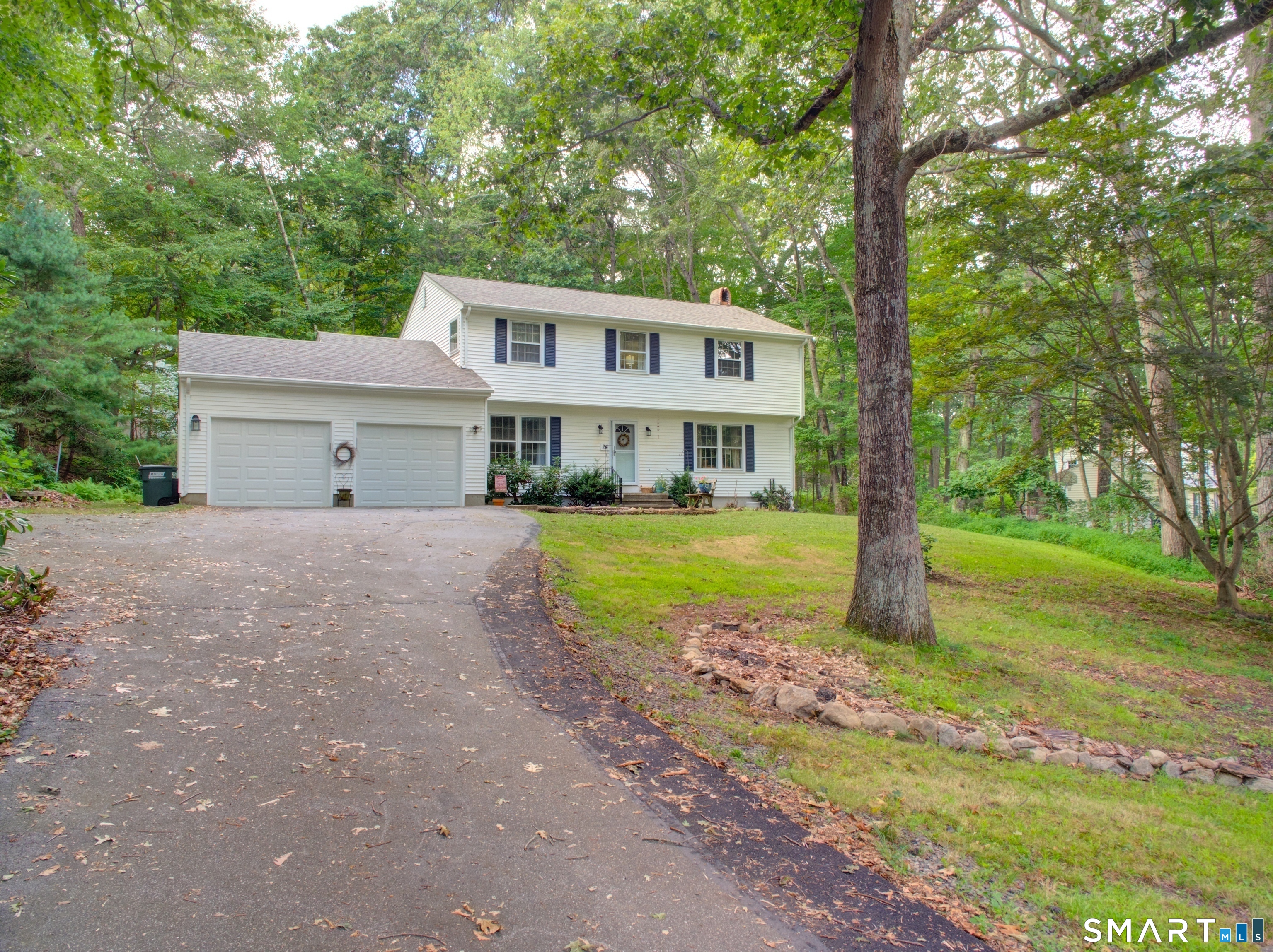 24 Queen Eleanor Drive Ledyard CT 06335