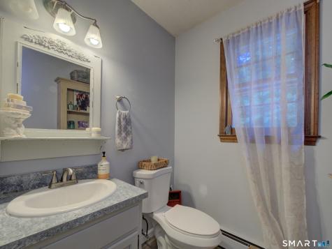 24 Queen Eleanor Drive Ledyard CT 06335