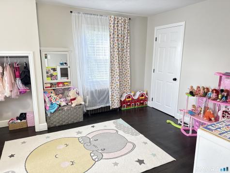 80 East South Street Suffield CT 06078