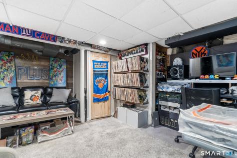 143 Allyndale Drive Stratford CT 06614