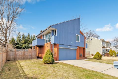 180 Loftus Circle Bridgeport CT 06606