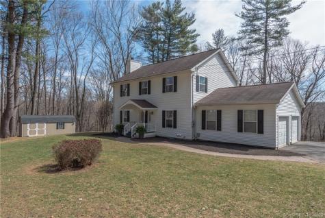13 Weekeepeemee Road Bethlehem CT 06751