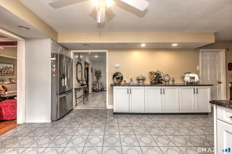 39 Visconti Drive Naugatuck CT 06770