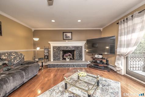 39 Visconti Drive Naugatuck CT 06770