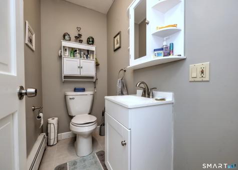 39 Visconti Drive Naugatuck CT 06770