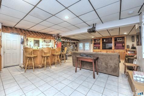 39 Visconti Drive Naugatuck CT 06770