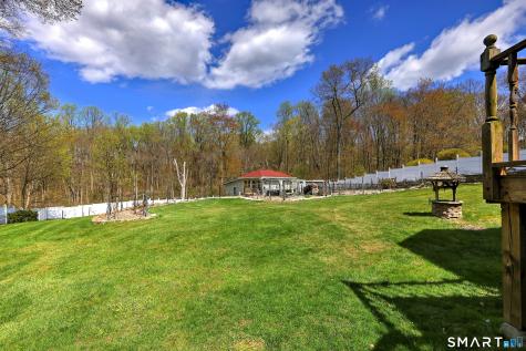 39 Visconti Drive Naugatuck CT 06770