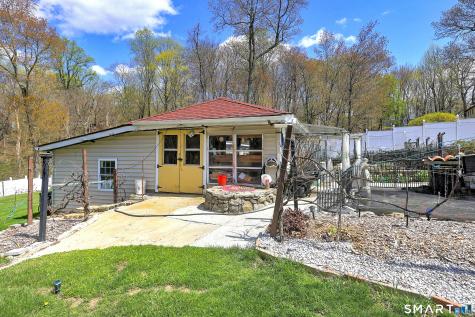 39 Visconti Drive Naugatuck CT 06770