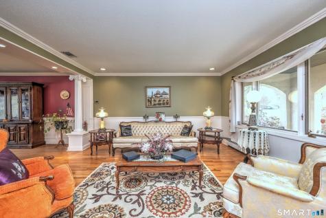 39 Visconti Drive Naugatuck CT 06770