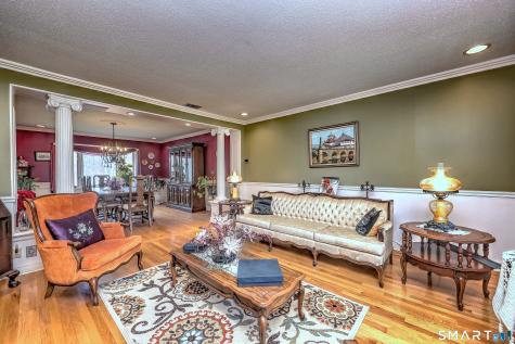 39 Visconti Drive Naugatuck CT 06770