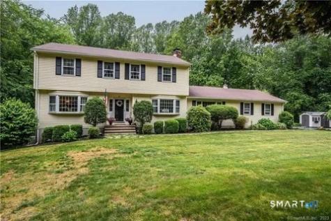 95 Wildwood Drive Stratford CT 06615