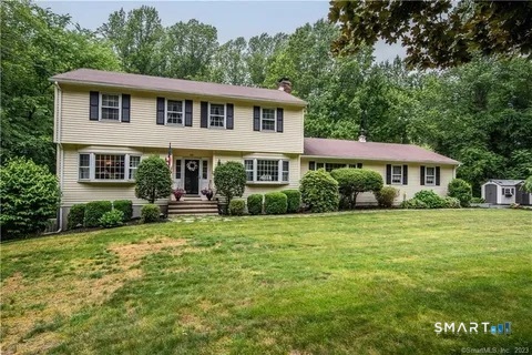 95 Wildwood Drive Stratford CT 06615