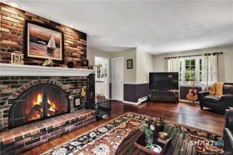 95 Wildwood Drive Stratford CT 06615