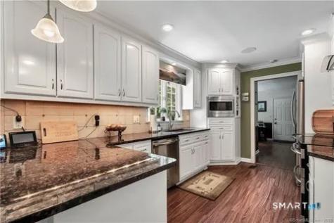 95 Wildwood Drive Stratford CT 06615