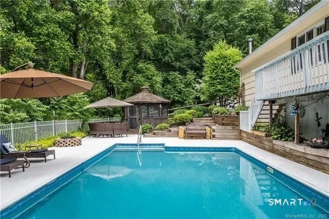 95 Wildwood Drive Stratford CT 06615