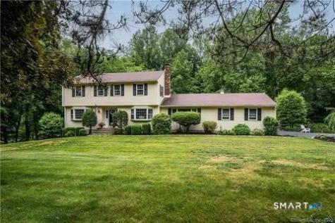 95 Wildwood Drive Stratford CT 06615