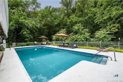 95 Wildwood Drive Stratford CT 06615