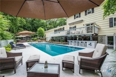 95 Wildwood Drive Stratford CT 06615