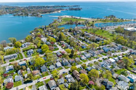 11 Island Heights Circle Stamford CT 06902