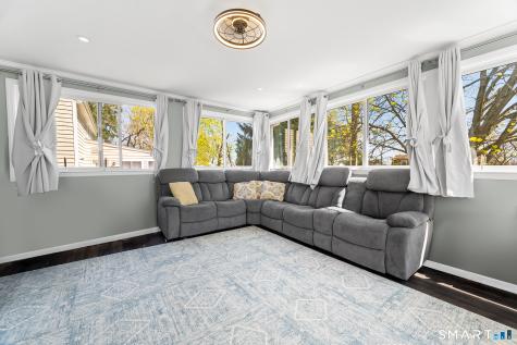 11 Island Heights Circle Stamford CT 06902