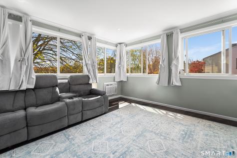 11 Island Heights Circle Stamford CT 06902