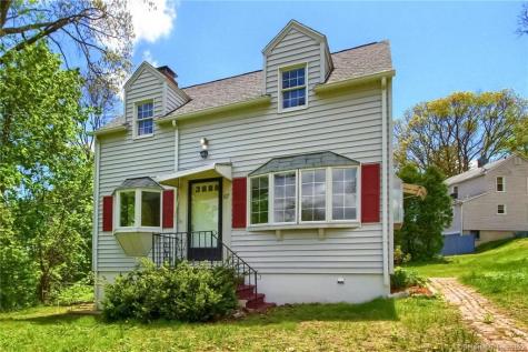 87 Deerfield Avenue Waterbury CT 06708