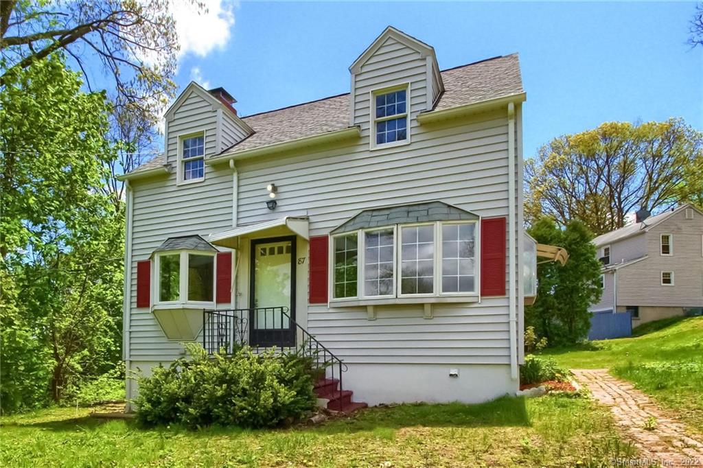 87 Deerfield Avenue Waterbury CT 06708