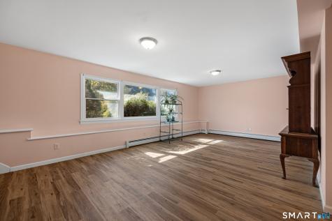 68 Pleasant Drive Cheshire CT 06410