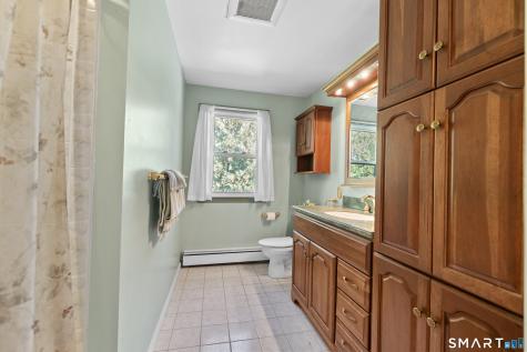 68 Pleasant Drive Cheshire CT 06410