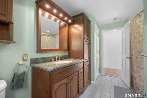 68 Pleasant Drive Cheshire CT 06410