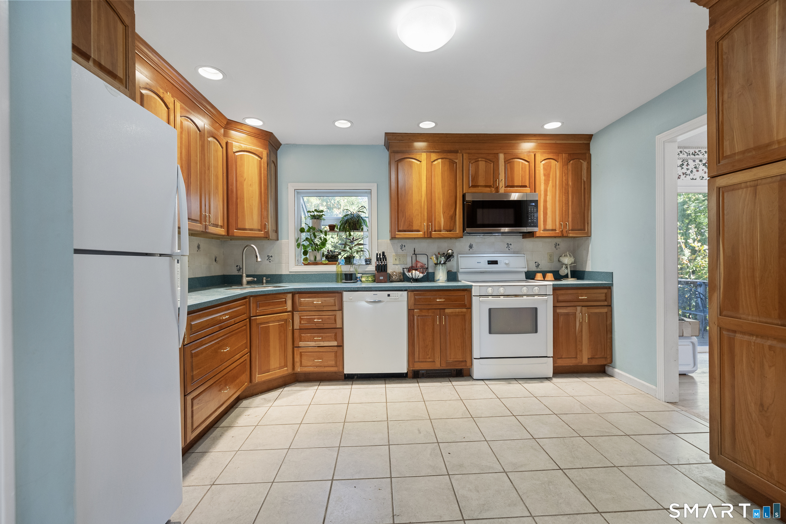 68 Pleasant Drive Cheshire CT 06410