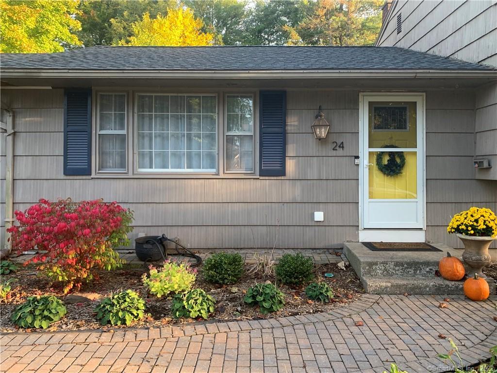24 Farmstead Lane Plainville CT 06062