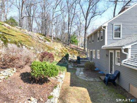 284 Farmcliff Drive Glastonbury CT 06033