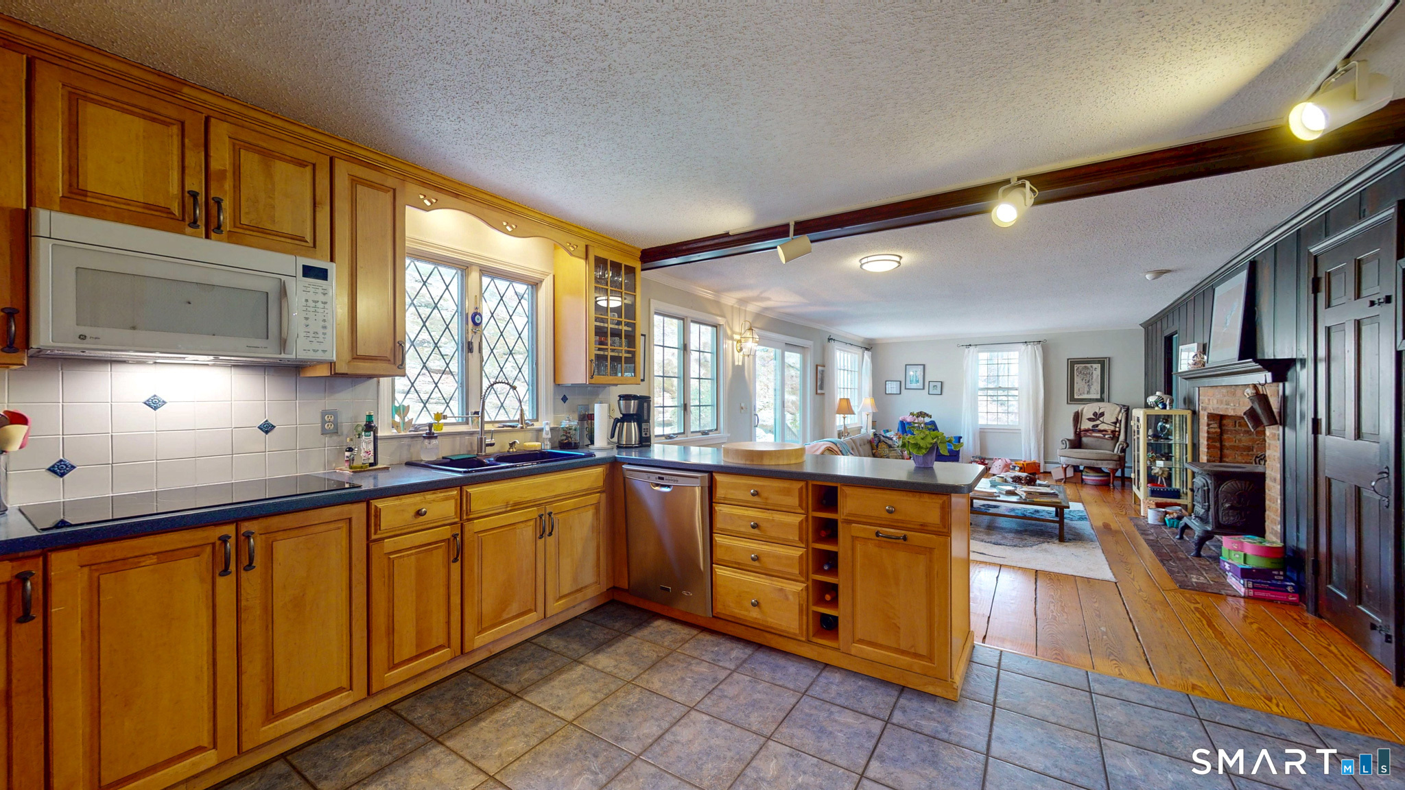 284 Farmcliff Drive Glastonbury CT 06033