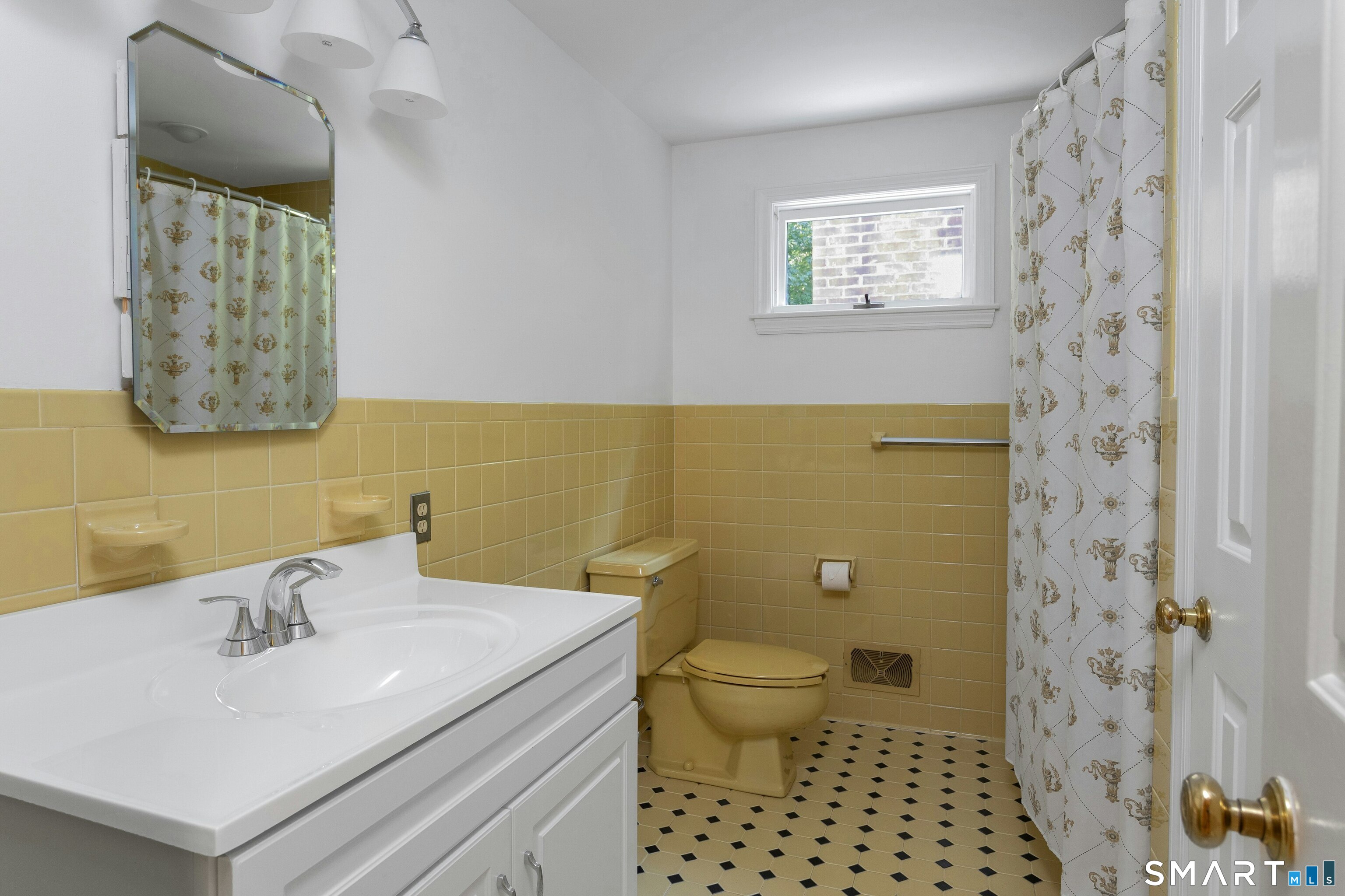 45 East Common Road Easton CT 06612